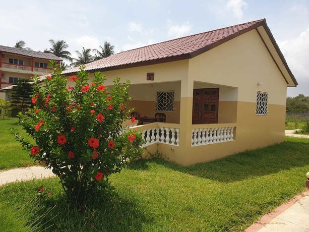 Imagen de la habitación del Hotel Kunta Kinteh Beach Complex. Foto 2
