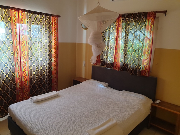 Imagen de la habitación del Hotel Kunta Kinteh Beach Complex. Foto 12