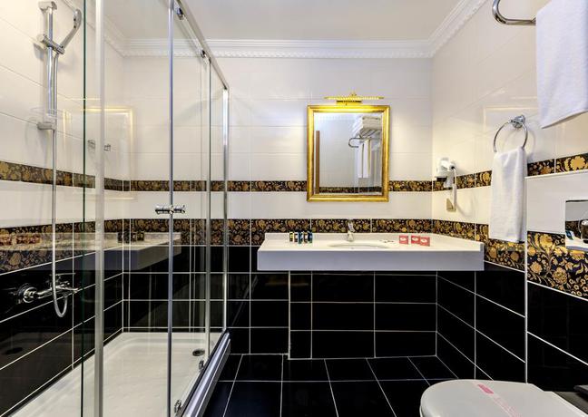 Imagen de la habitación del Hotel Kupeli. Foto 9