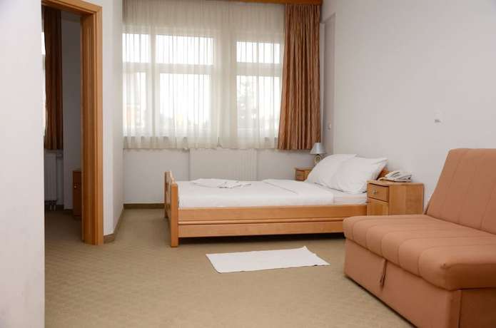 Imagen de la habitación del Hotel Kupres. Foto 13