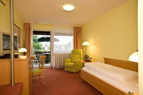 Imagen de la habitación del Hotel Kur- Und Wellnesshotel F&ouml;rch. Foto 9