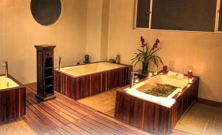 Imagen de los interiores del Hotel Kur y Biospa. Foto 18