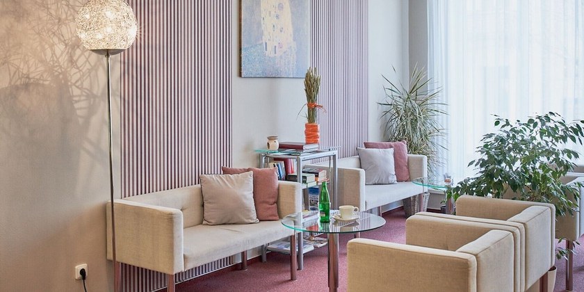 Imagen de los interiores del Hotel KurBrussel. Foto 18