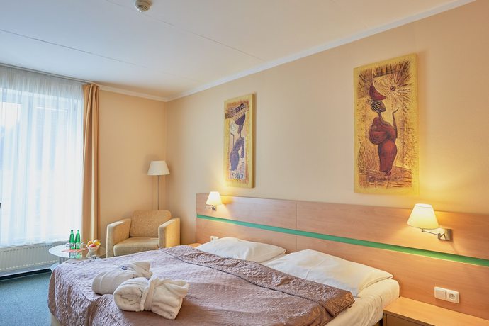 Imagen de la habitación del Hotel KurBrussel. Foto 14