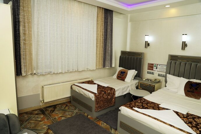 Imagen de la habitación del Hotel Kurban. Foto 13