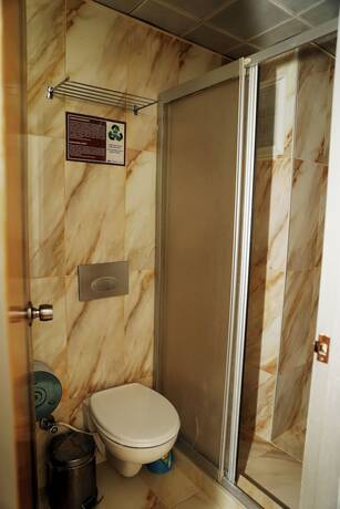 Imagen general del Hotel Kurban. Foto 6