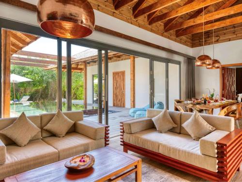 Imagen general del Hotel Kuredhivaru Resort and Spa Maldives. Foto 5