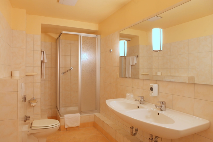 Imagen de la habitación del Hotel Kurfürst Am Kurfürstendamm. Foto 5