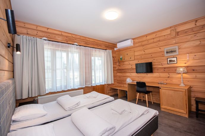 Imagen de la habitación del Hotel Kurgo Villa. Foto 11