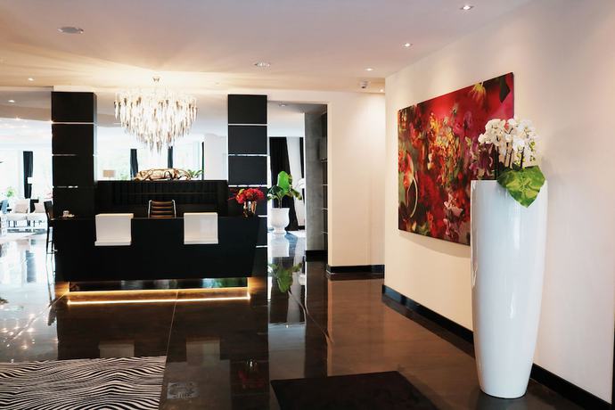 Imagen de los interiores del Hotel Kurhaus Design Boutique. Foto 19