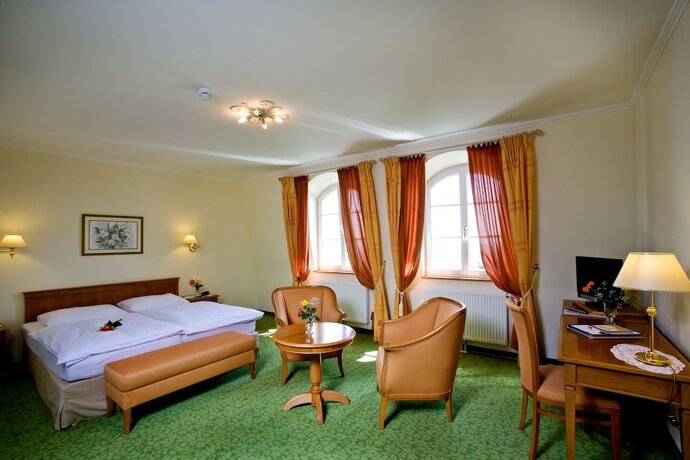 Imagen de la habitación del Hotel Kurhaus Dr. Petershofer. Foto 18