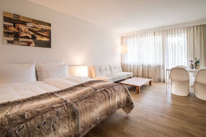 Imagen de la habitación del Hotel Kurhaus Lenzerheide. Foto 16