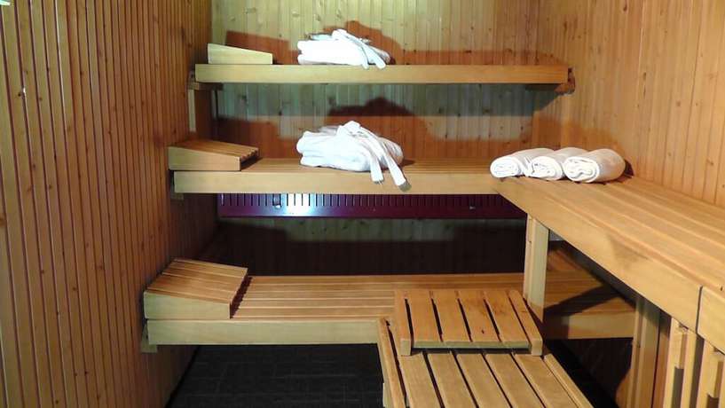 Imagen de la piscina del Hotel Kurhaus Uhlenberg. Foto 18