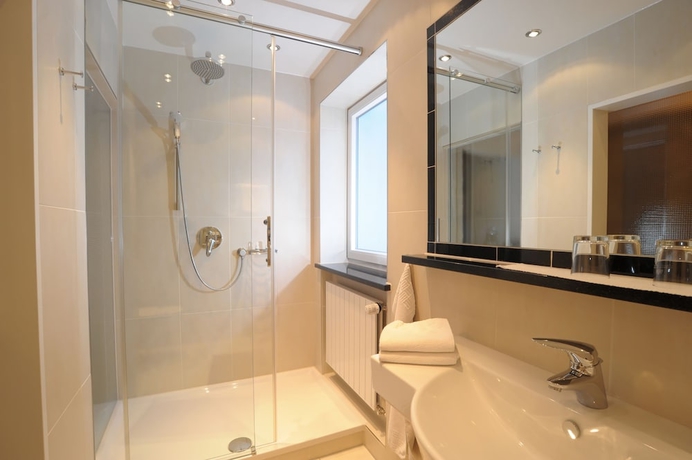 Imagen de la habitación del Hotel Kurhotel Eichinger. Foto 2