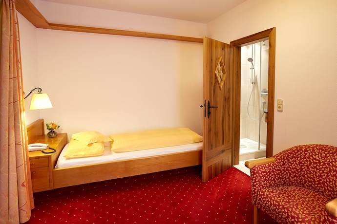 Imagen de la habitación del Hotel Kurhotel Eichinger. Foto 3