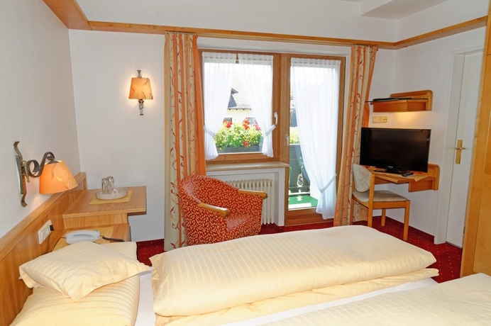 Imagen de la habitación del Hotel Kurhotel Eichinger. Foto 7