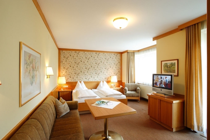 Imagen general del Hotel Kurhotel &Ouml;sterreichischer Hof. Foto 3