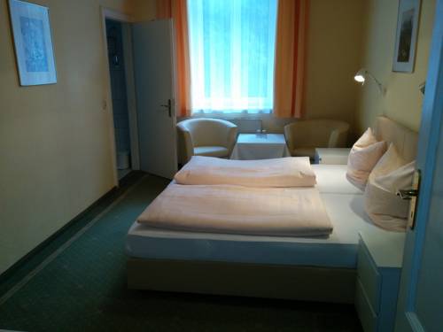 Imagen de la habitación del Hotel Kurhotel Quellenhof. Foto 13