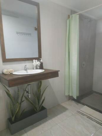 Imagen general del Hotel Kuri Garden Cottage. Foto 12
