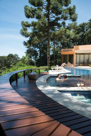 Imagen de la piscina del Hotel Kuriuwa. Foto 14