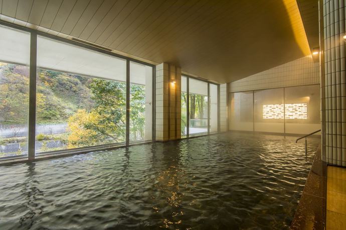 Imagen de la piscina del Hotel Kurobe Unazuki Onsen Yamanoha (Previously Unazuki Suginoi Hotel). Foto 18