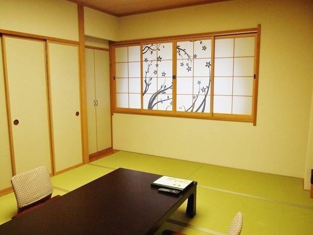 Imagen de la habitación del Hotel Kurobe Unazuki Onsen Yamanoha (Previously Unazuki Suginoi Hotel). Foto 7
