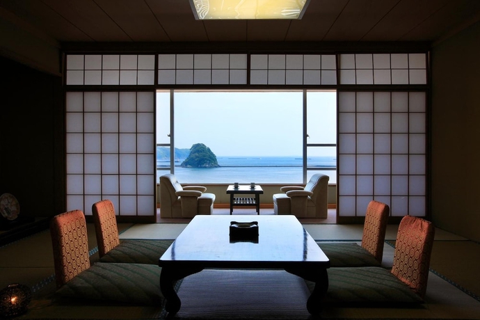 Imagen de la habitación del Hotel Kurofune. Foto 12