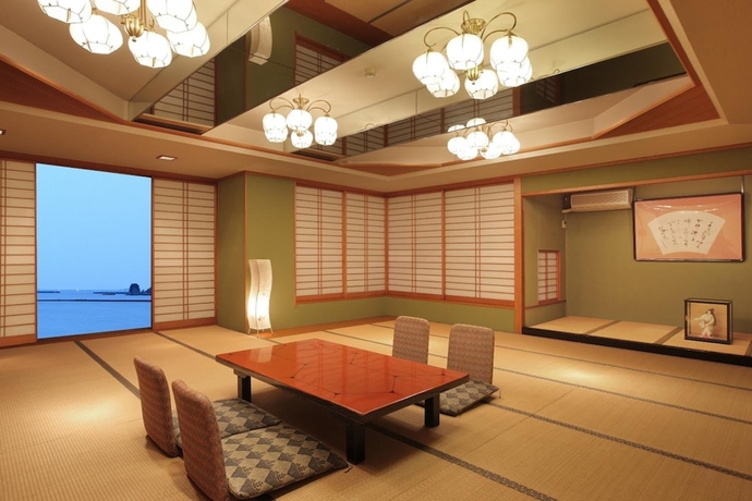 Imagen de la habitación del Hotel Kurofune. Foto 15