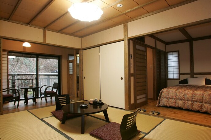 Imagen de la habitación del Hotel Kurokawa Onsen Yumerindo Hanadomari. Foto 21