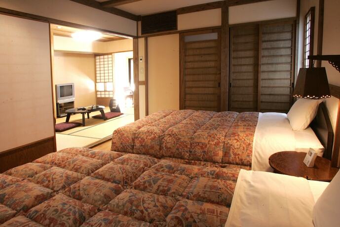 Imagen de la habitación del Hotel Kurokawa Onsen Yumerindo Hanadomari. Foto 25