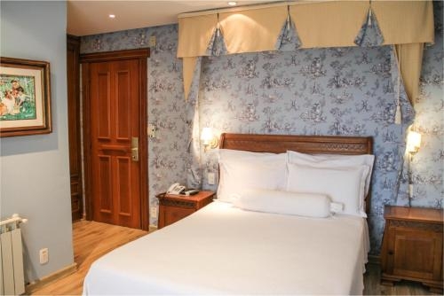 Imagen de la habitación del Hotel Kurotel Centro M&eacute;dico De Longevidade E Spa. Foto 7