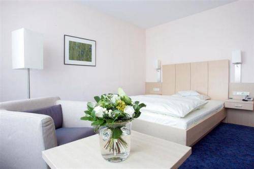 Imagen de la habitación del Hotel Kurparkhotel Bad Wilhelmshöhe. Foto 6