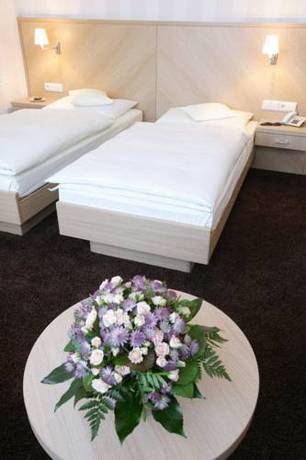 Imagen de la habitación del Hotel Kurparkhotel Bad Wilhelmshöhe. Foto 9