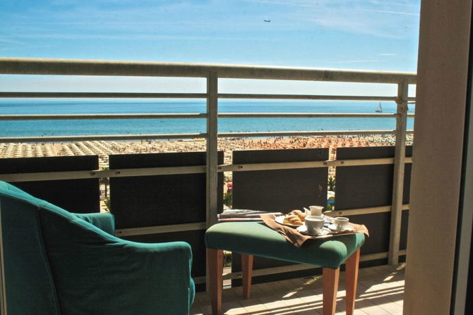 Imagen de la habitación del Hotel Kursaal, Rimini. Foto 7