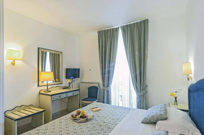 Imagen de la habitación del Hotel Kursaal - Umbria. Foto 8