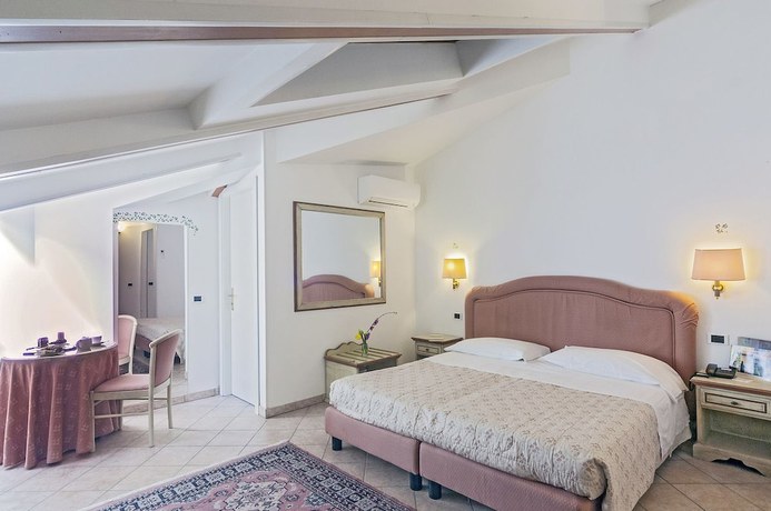 Imagen de la habitación del Hotel Kursaal - Umbria. Foto 10