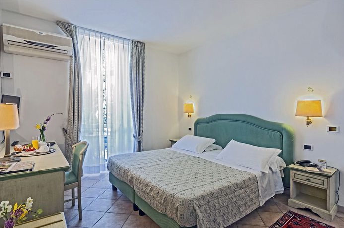 Imagen de la habitación del Hotel Kursaal - Umbria. Foto 17