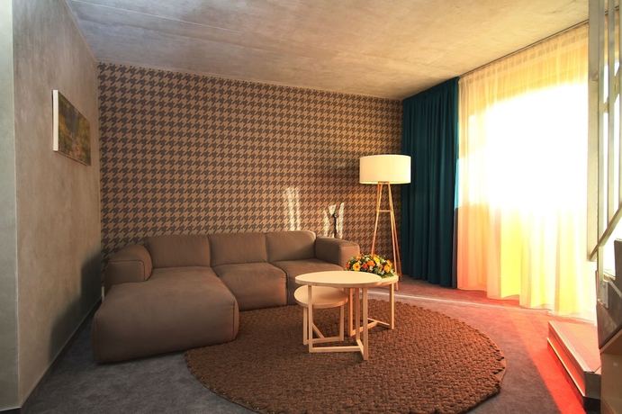 Imagen de la habitación del Hotel Kurshi and Spa. Foto 16