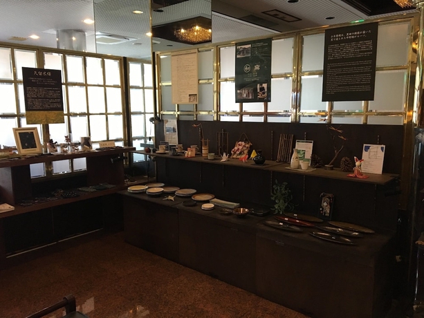 Imagen de los interiores del Hotel Kurume Station. Foto 17