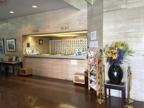 Imagen de los interiores del Hotel Kurume Station. Foto 19