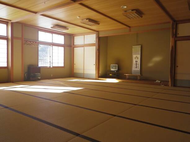 Imagen de la habitación del Hotel Kurumizawa Ryokan. Foto 19