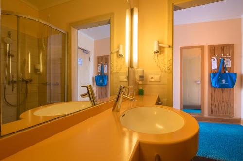 Imagen de la habitación del Hotel Kurzentrum Waren (M&uuml;ritz). Foto 7