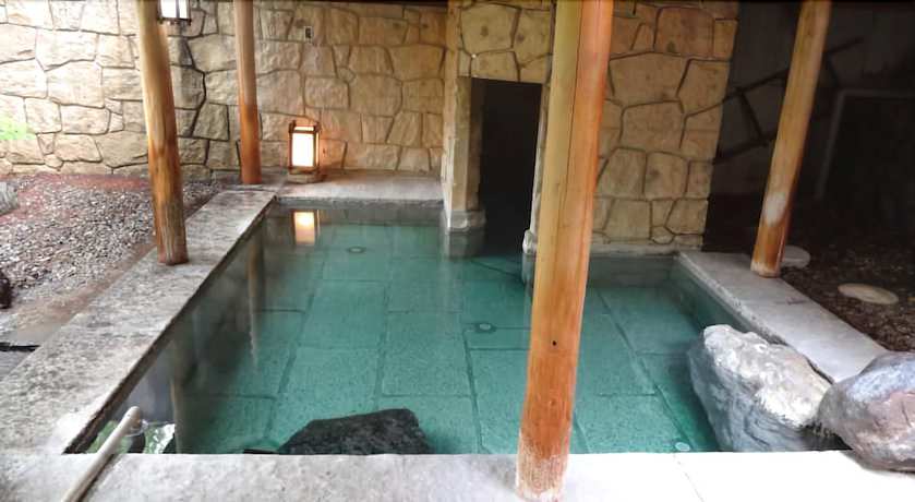 Imagen de la piscina del Hotel Kusatsu Highland. Foto 20