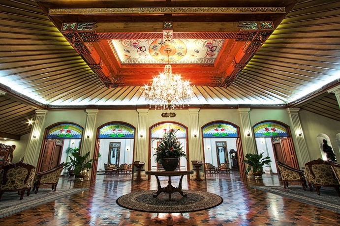 Imagen general del Hotel Kusuma Sahid Prince. Foto 1