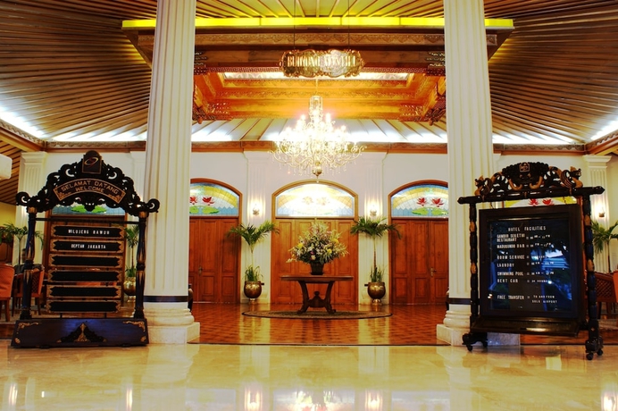 Imagen de los interiores del Hotel Kusuma Sahid Prince. Foto 18