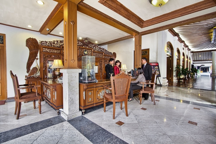 Imagen de los interiores del Hotel Kusuma Sahid Prince. Foto 19
