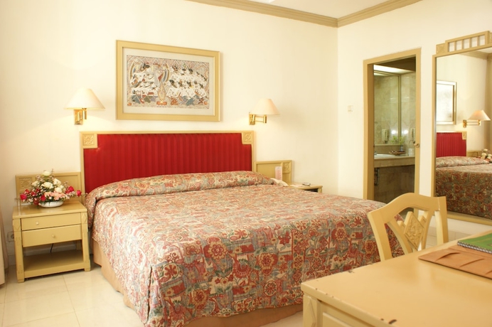 Imagen de la habitación del Hotel Kusuma Sahid Prince. Foto 11