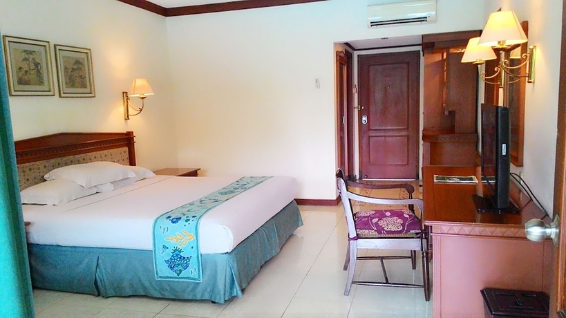 Imagen de la habitación del Hotel Kusuma Sahid Prince. Foto 15
