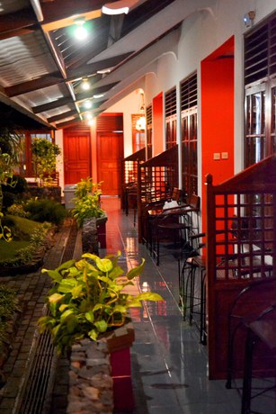 Imagen de los exteriores del Hotel Kusuma Syariah Yogyakarta. Foto 6