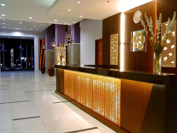 Imagen de los interiores del Hotel Kuta Central Park. Foto 18